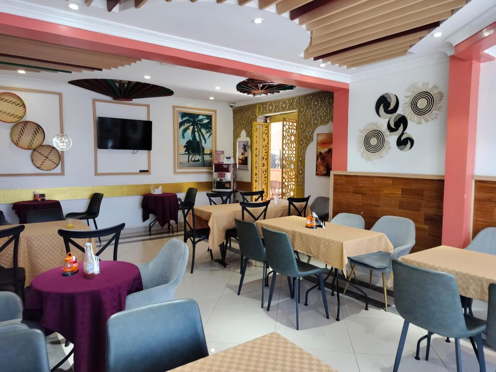 Raha Hotel & Suites Найроби Экстерьер фото